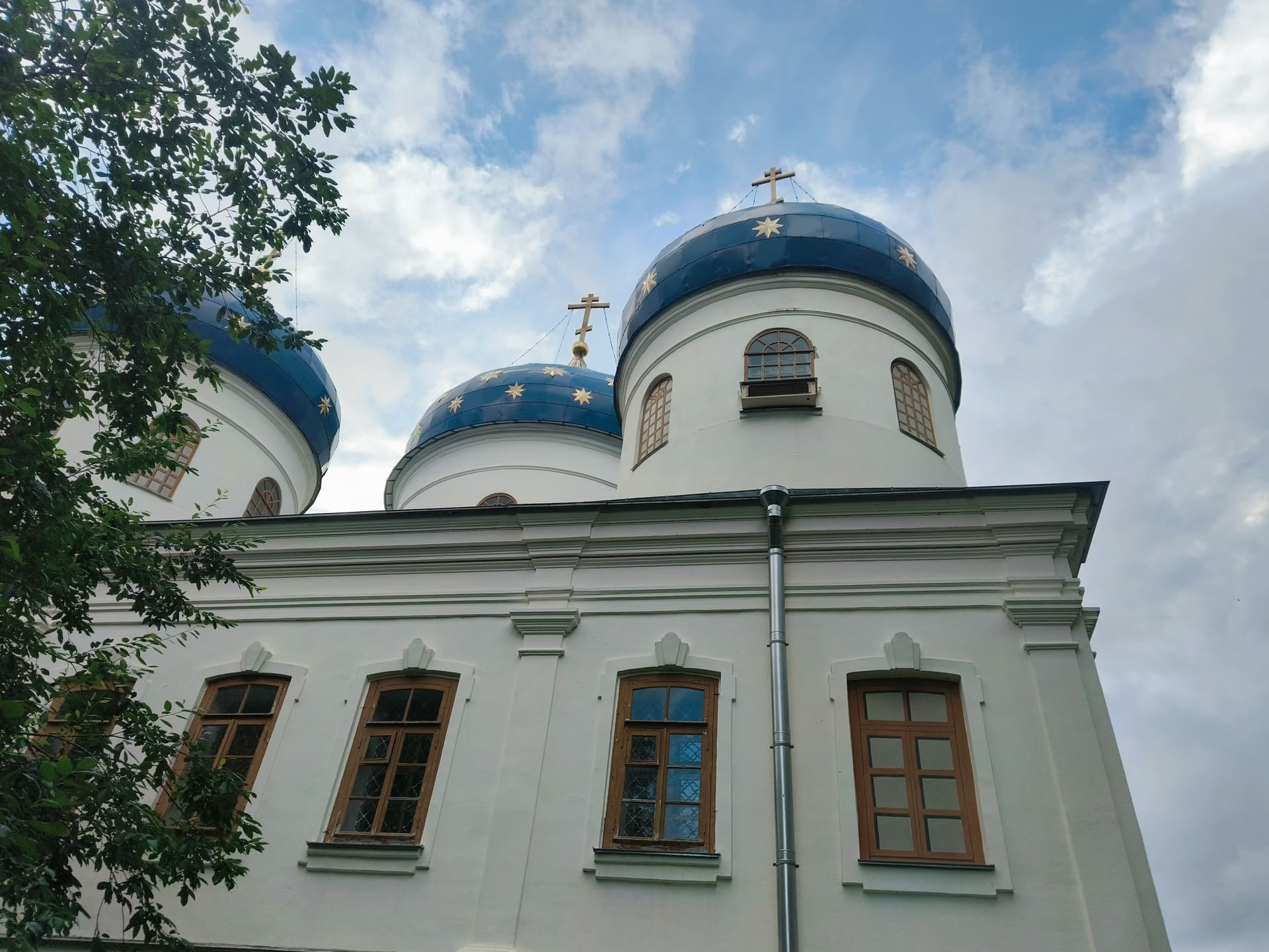Свято-Юрьев мужской монастырь